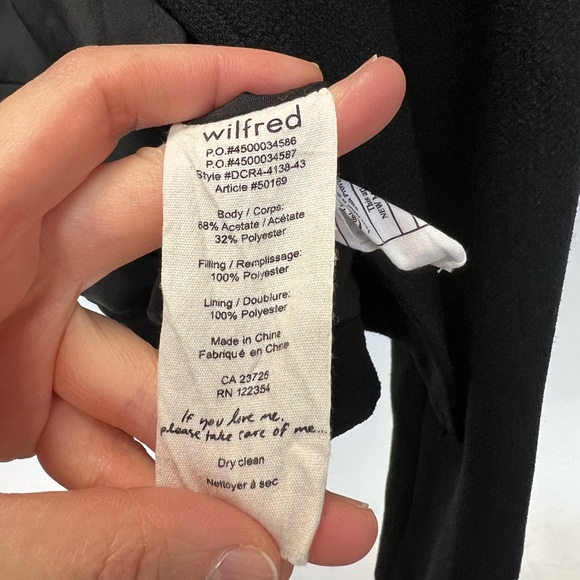 Aritzia Wilfred Montesson Crepe Biker Jacket black, Size 0, Excellent Condition - Picture 9 of 10